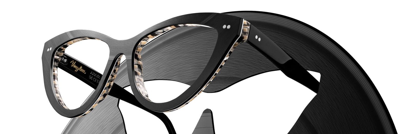 Originally developed in 2004 from black vinyl. This collection has become the most representative of Vinylize.