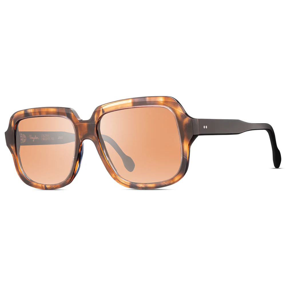 Vinylize offers both optical frames and sunglasses, available in classic, bold, and futuristic styles. Collections like CLASSIC, CYKLO, NVSBLE, and OPTICAL cater to various aesthetics—from minimal to statement-making.